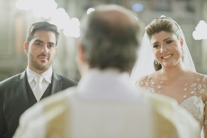 A emoção dos noivos na cerimônia - Casamento Mila Ribeiro e Marcos Felippe Haddad
