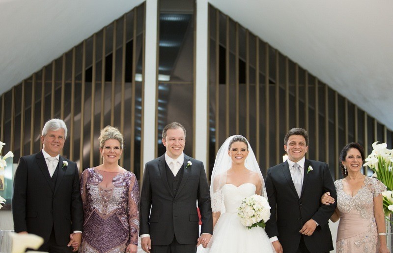 Recém-casados posam com os familiares - Mariana Tupinambá e André Medina